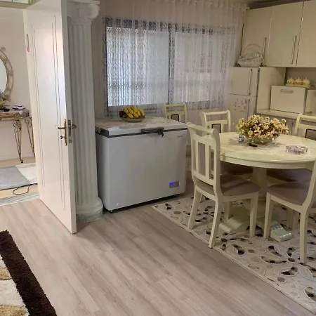 Apartment Sweet *